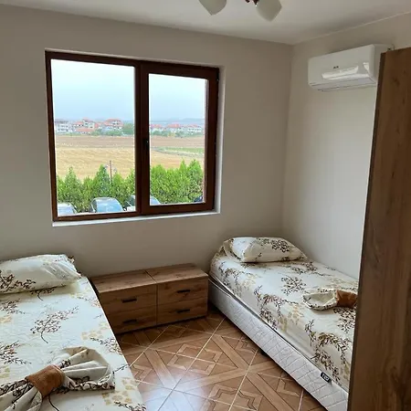 Famagusta Antoniya Apartament *